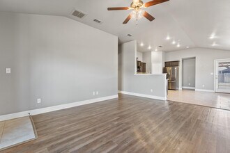 7029 34th Pl in Lubbock, TX - Building Photo - Building Photo