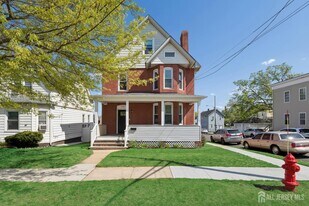 327 Main St in South Amboy, NJ - Building Photo