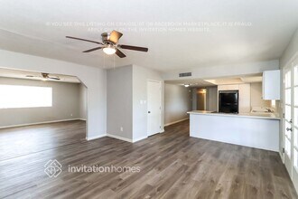 4221 W Paradise Dr in Phoenix, AZ - Building Photo - Building Photo