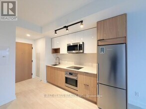 5 Defries St in Toronto, ON - Building Photo - Building Photo