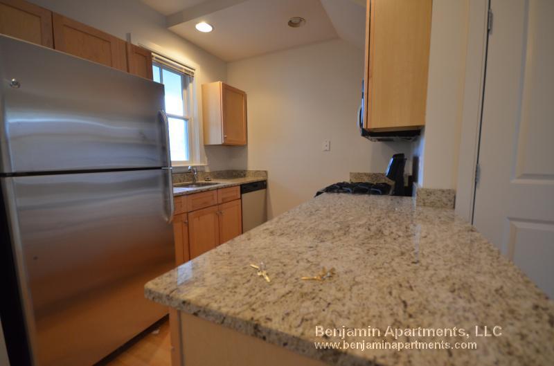 110 2nd St, Unit 106 in Cambridge, MA - Building Photo