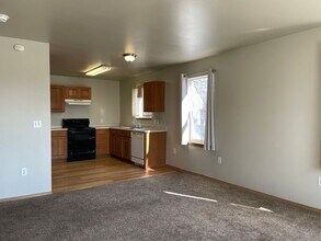 2503 E Sharp Ave in Spokane, WA - Building Photo - Building Photo