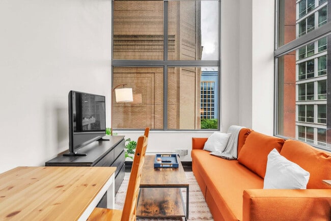 800 Penn Ave in Pittsburgh, PA - Foto de edificio - Building Photo