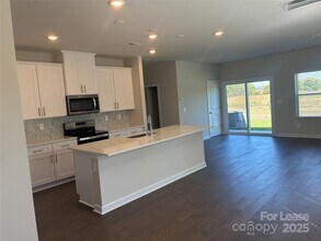 1739 Braemar Vlg Dr in Monroe, NC - Building Photo - Building Photo