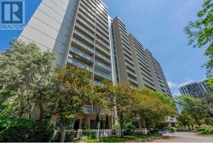 177 Linus Rd in Toronto, ON - Building Photo