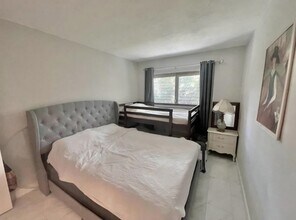 1920 NE 51st Ct in Fort Lauderdale, FL - Building Photo - Building Photo