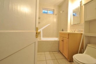 93 Williston Rd, Unit 1 in Brookline, MA - Building Photo - Building Photo