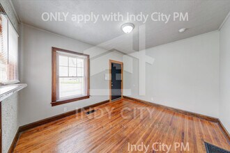 953 N Linwood Ave in Indianapolis, IN - Building Photo - Building Photo