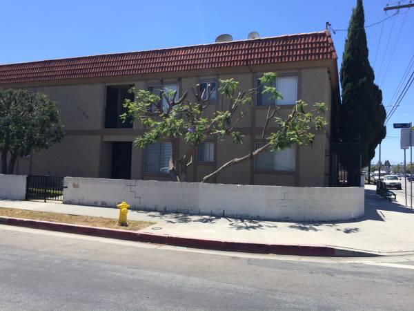 1132 255th St, Unit 6 in Los Angeles, CA - Building Photo