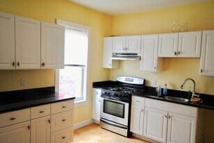 1085 Dorchester Ave, Unit 3 in Boston, MA - Building Photo