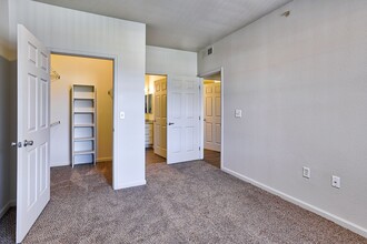 Shadow Mountain Apartments in Colorado Springs, CO - Building Photo - Building Photo