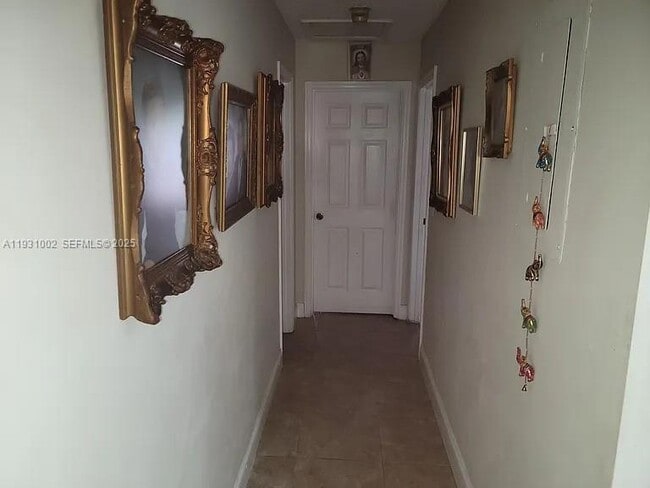 11731 SW 112th Terrace in Miami, FL - Building Photo - Building Photo