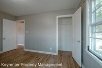 105 W 41st St photo'