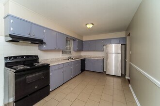 4610 Rutledge Dr NW in Huntsville, AL - Building Photo - Building Photo