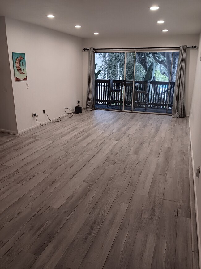 6416 Friars Rd in San Diego, CA - Building Photo - Building Photo