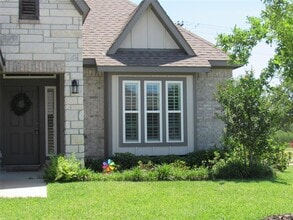 904 Wild Vine Pass in Brenham, TX - Building Photo - Building Photo