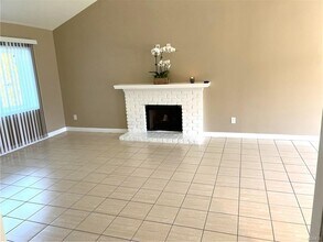 7208 Enfield Ave in Los Angeles, CA - Building Photo - Building Photo