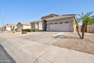 7583 W State Ave in Glendale, AZ - Building Photo - Building Photo