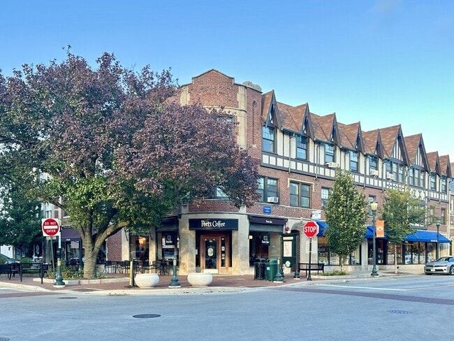 property at 822 Elm St