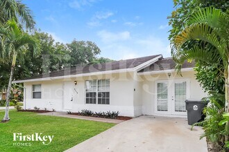 6126 Arcade Ct in Greenacres, FL - Building Photo - Building Photo