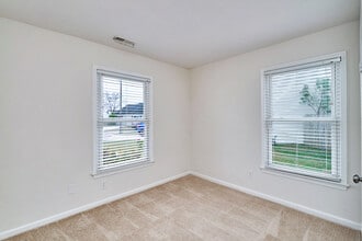 924 Firefall Ct in Virginia Beach, VA - Building Photo - Building Photo