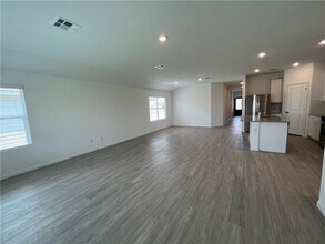 3023 Shore Lark in Canyon Lake, TX - Building Photo - Building Photo