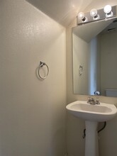 10128 High Range Rd SW in Albuquerque, NM - Building Photo - Building Photo