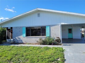 1417 Kerry Dr in Sebring, FL - Building Photo