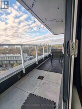 180 Fairview Mall Dr in Toronto, ON - Building Photo - Building Photo