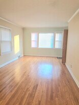 2724 W Gregory St, Unit 1 in Chicago, IL - Building Photo