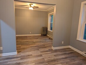 1436 W Victoria St in Chicago, IL - Building Photo - Building Photo