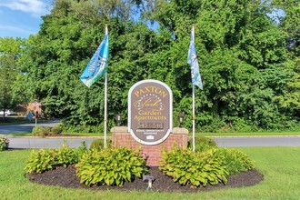 Colonial Glen in Harrisburg, PA - Building Photo - Building Photo