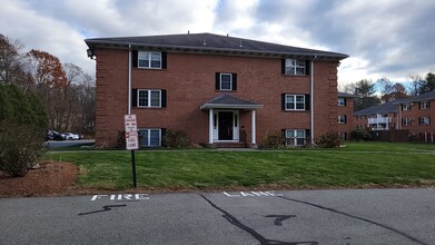 3 Leonard Rd in Boxborough, MA - Building Photo - Building Photo