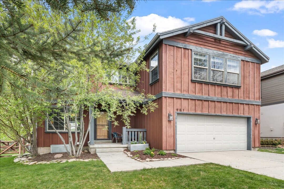 951 Mountain Willow Ln in Park City, UT - Building Photo