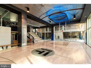 204 N 16th St-Unit -917 in Philadelphia, PA - Building Photo - Building Photo