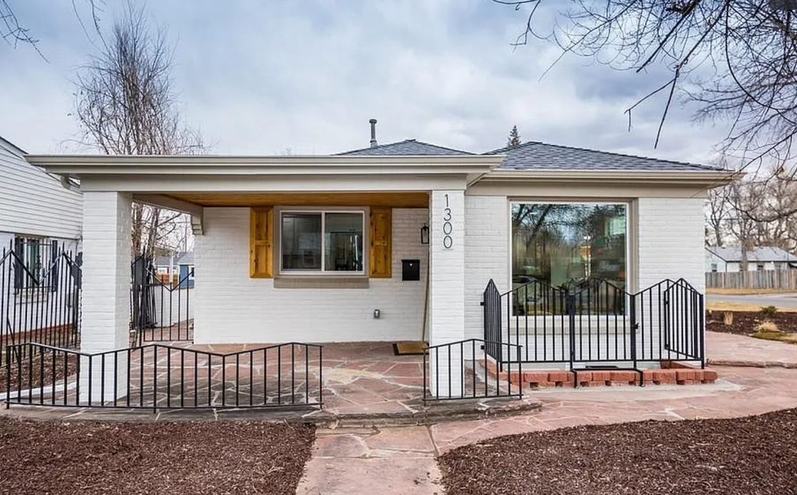 1300 Rosemary St in Denver, CO - Building Photo