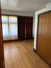 433 Jefferson St, Unit Both in Eau Claire, WI - Building Photo - Building Photo