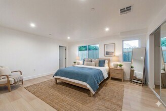 1656 S Hayworth Ave in Los Angeles, CA - Building Photo - Building Photo