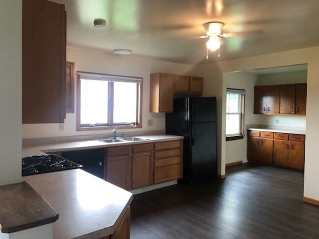 3745 Ice Age National Scenic Trail in Cross Plains, WI - Building Photo - Building Photo