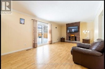 479 Westheights Dr in Kitchener, ON - Building Photo - Building Photo