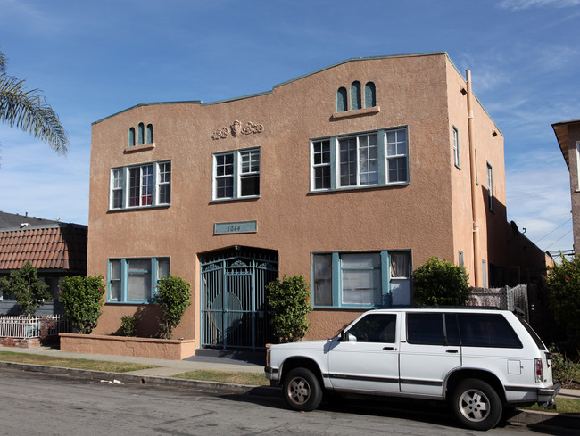 1044 Coronado Ave in Long Beach, CA - Building Photo - Building Photo