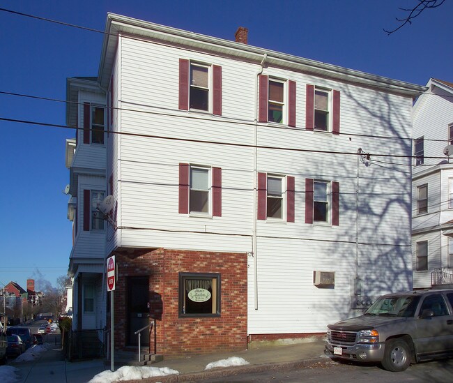 838-844 Pine St in Fall River, MA - Building Photo - Building Photo