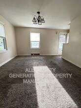 954 N Central Dr in Lorain, OH - Building Photo - Building Photo