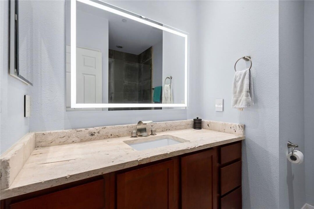 3001 Murworth Dr in Houston, TX - Building Photo