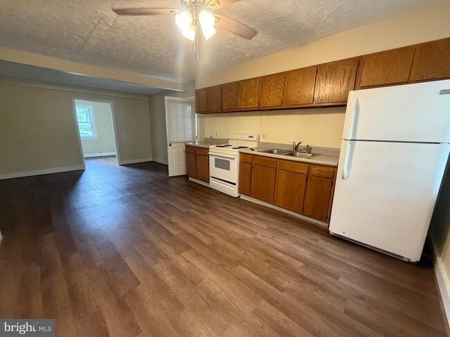 property at 6565 S Spotswood Trail