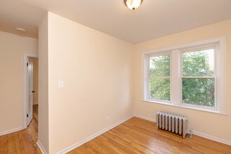 4959 N Albany Ave-Unit -4959-3 in Chicago, IL - Building Photo - Building Photo