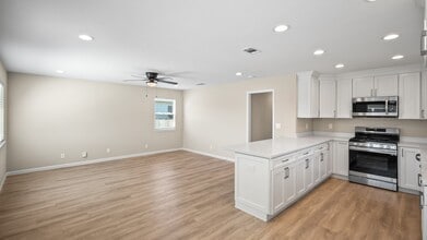 414 Rio Del Mar in American Canyon, CA - Building Photo - Building Photo