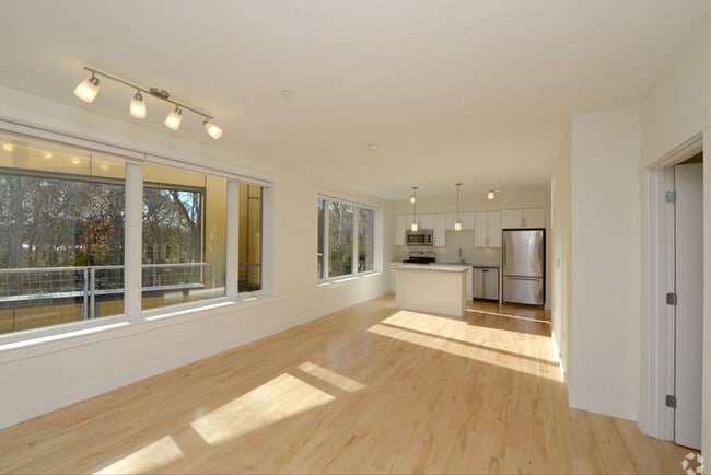 5 Concord Ave, Unit #411 in Belmont, MA - Foto de edificio - Building Photo