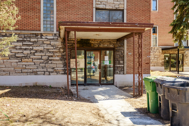 3350 Goyer St in Montréal, QC - Building Photo - Building Photo