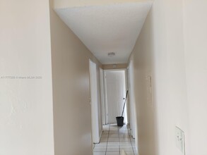 1600 NW 15th Ct in Fort Lauderdale, FL - Building Photo - Building Photo